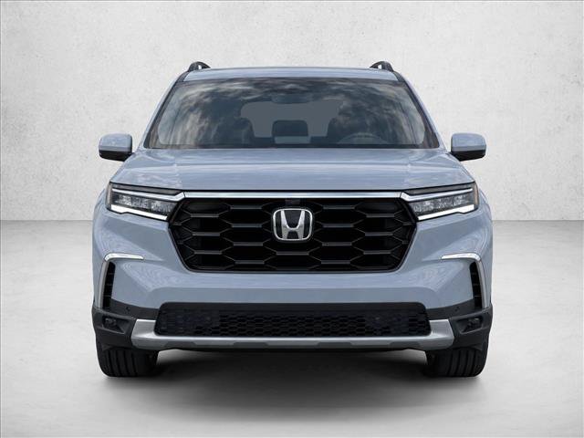 Used 2023 Honda Pilot Touring image 2