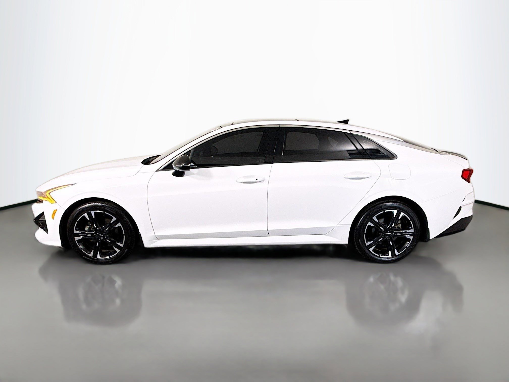 Used 2022 Kia K5 GT-Line w/ GT-Line FWD Premium Package image 6