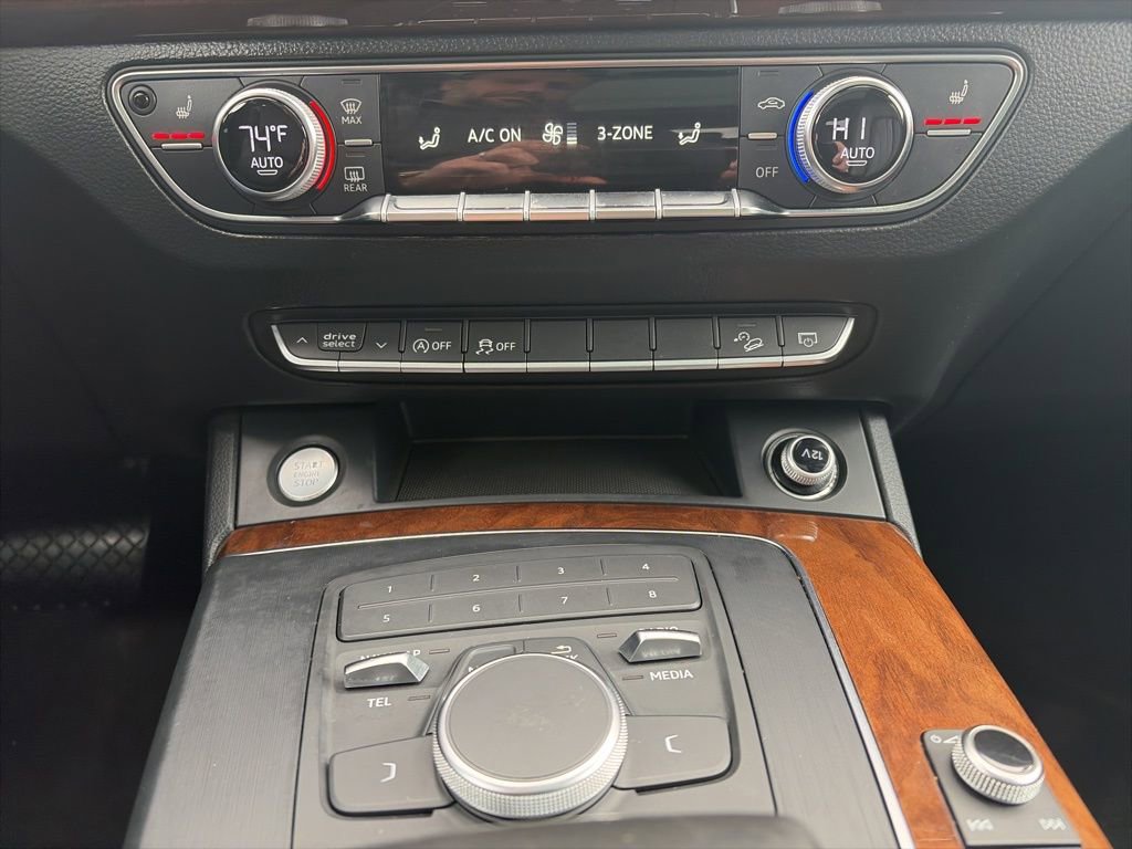 Used 2018 Audi Q5 2.0T Premium w/ Convenience Package image 16