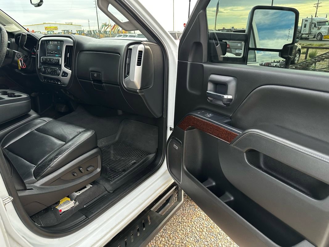 Used 2019 GMC Sierra 2500 SLT w/ Duramax Plus Package image 12
