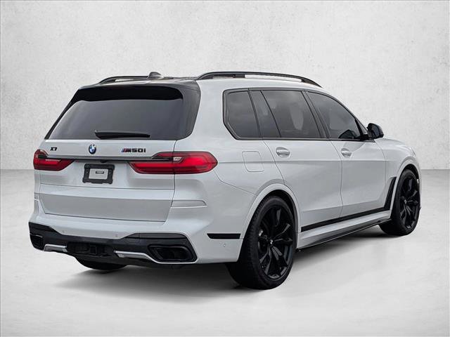 Used 2022 BMW X7 M50i image 5