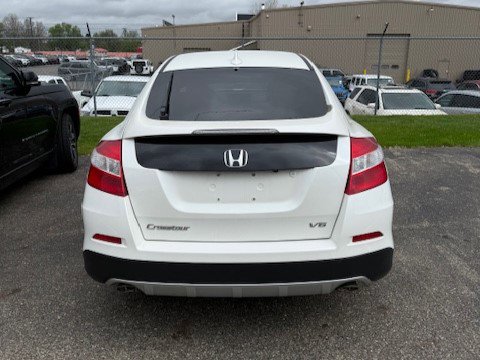 Used 2015 Honda Crosstour EX-L image 4