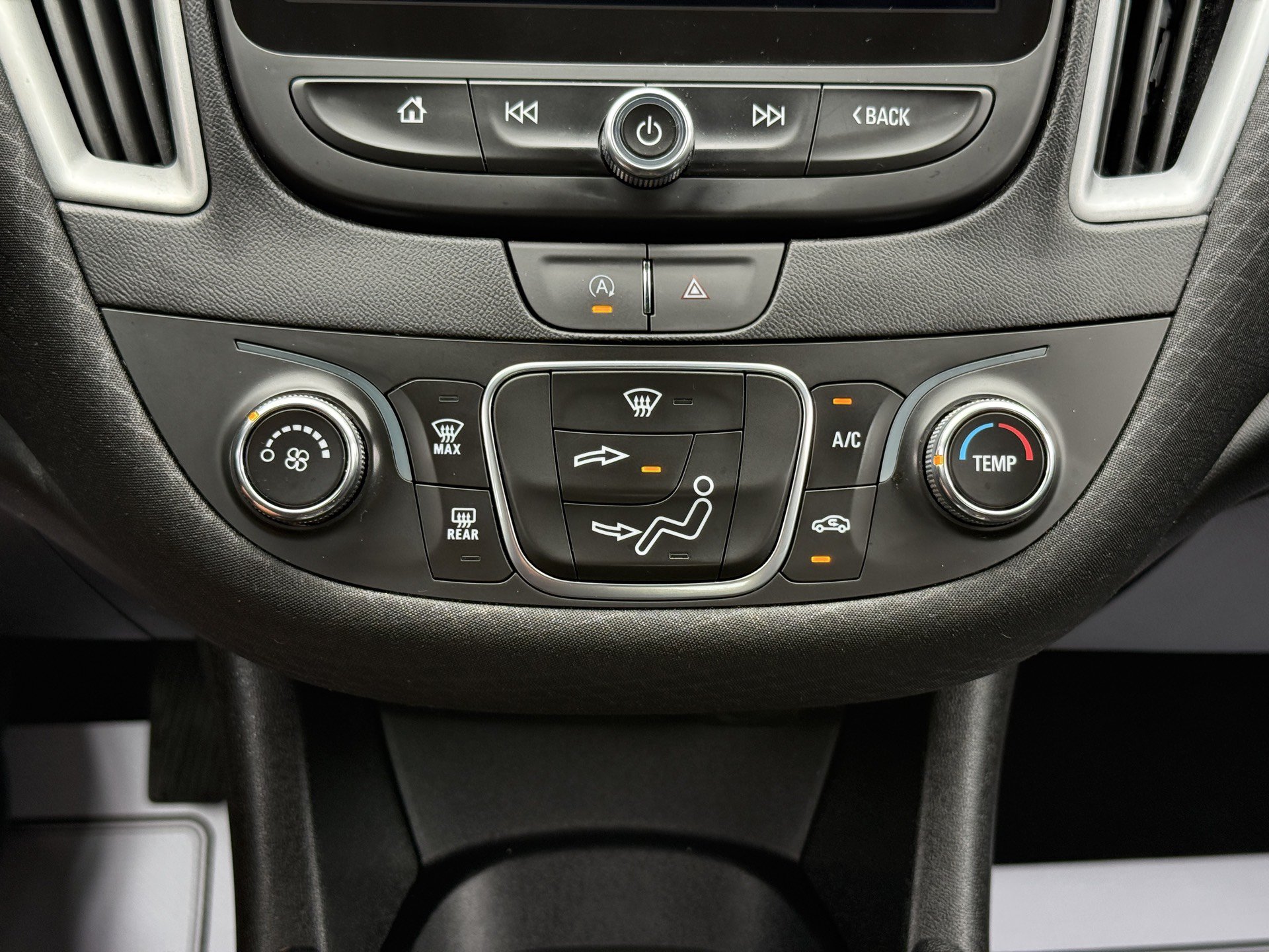 Used 2023 Chevrolet Malibu LS w/ Driver Confidence Package FWD image 15