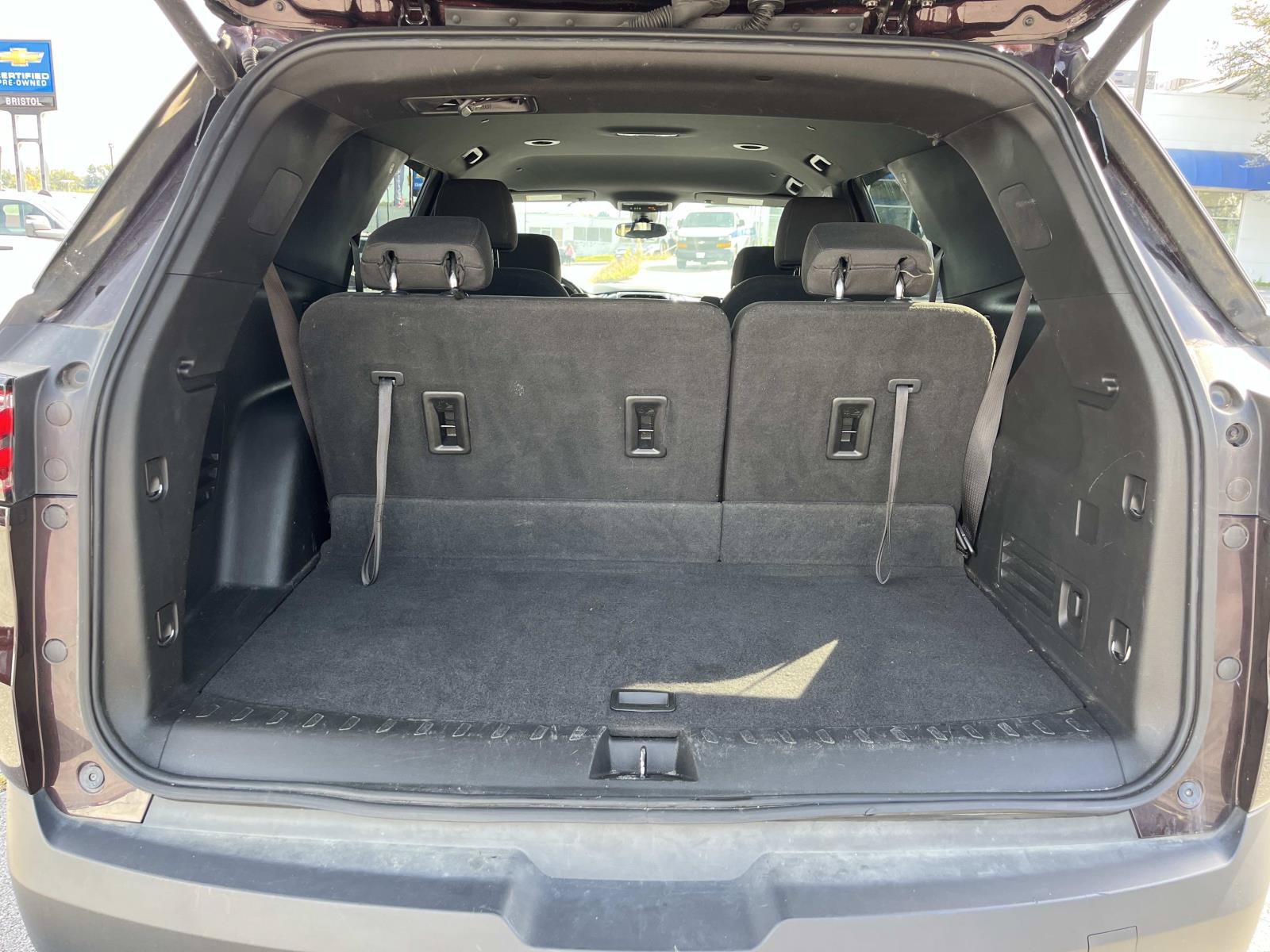 Used 2023 Chevrolet Traverse LT AWD/4WD image 21