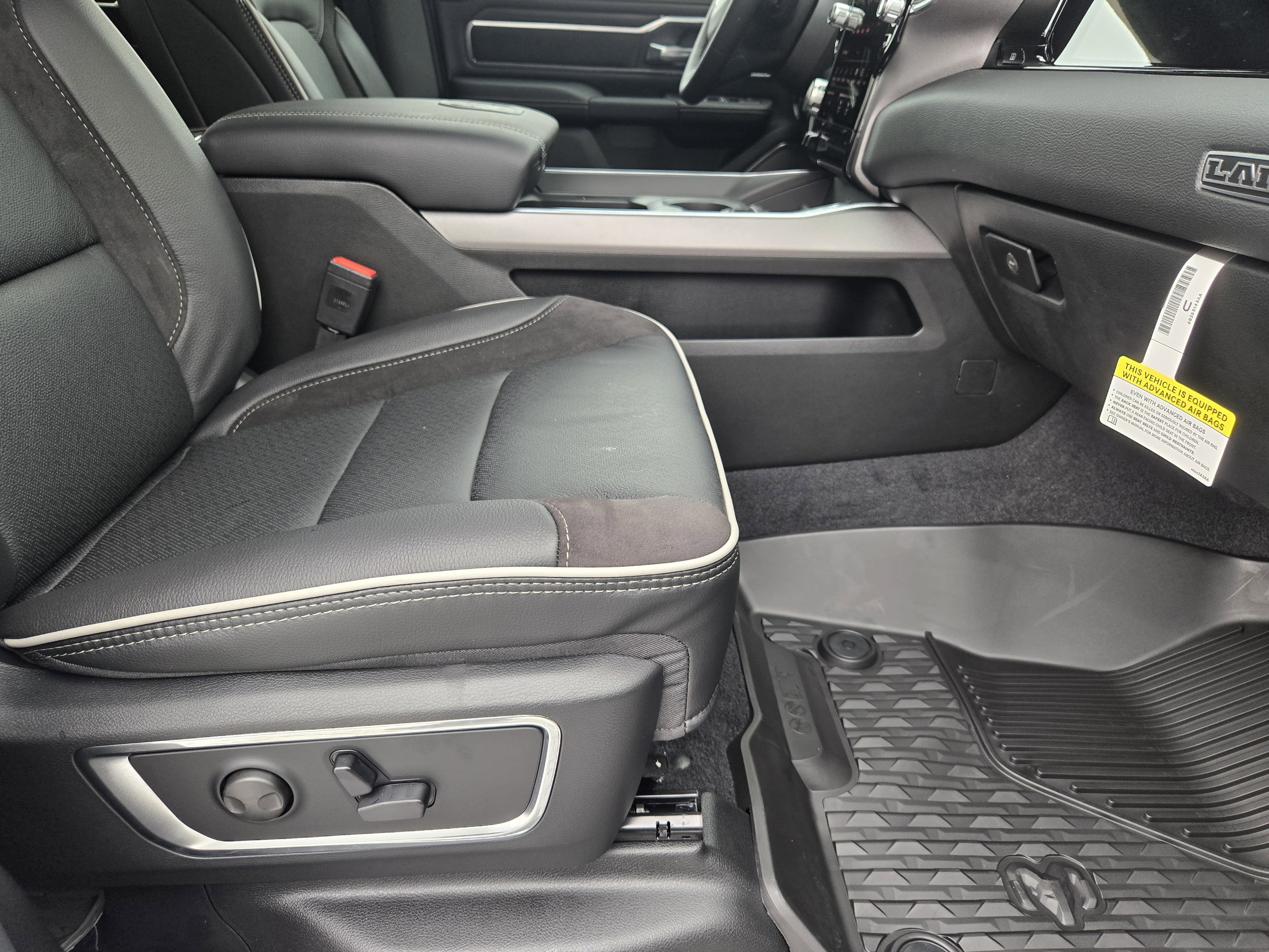 New 2026 RAM 1500 Laramie image 12