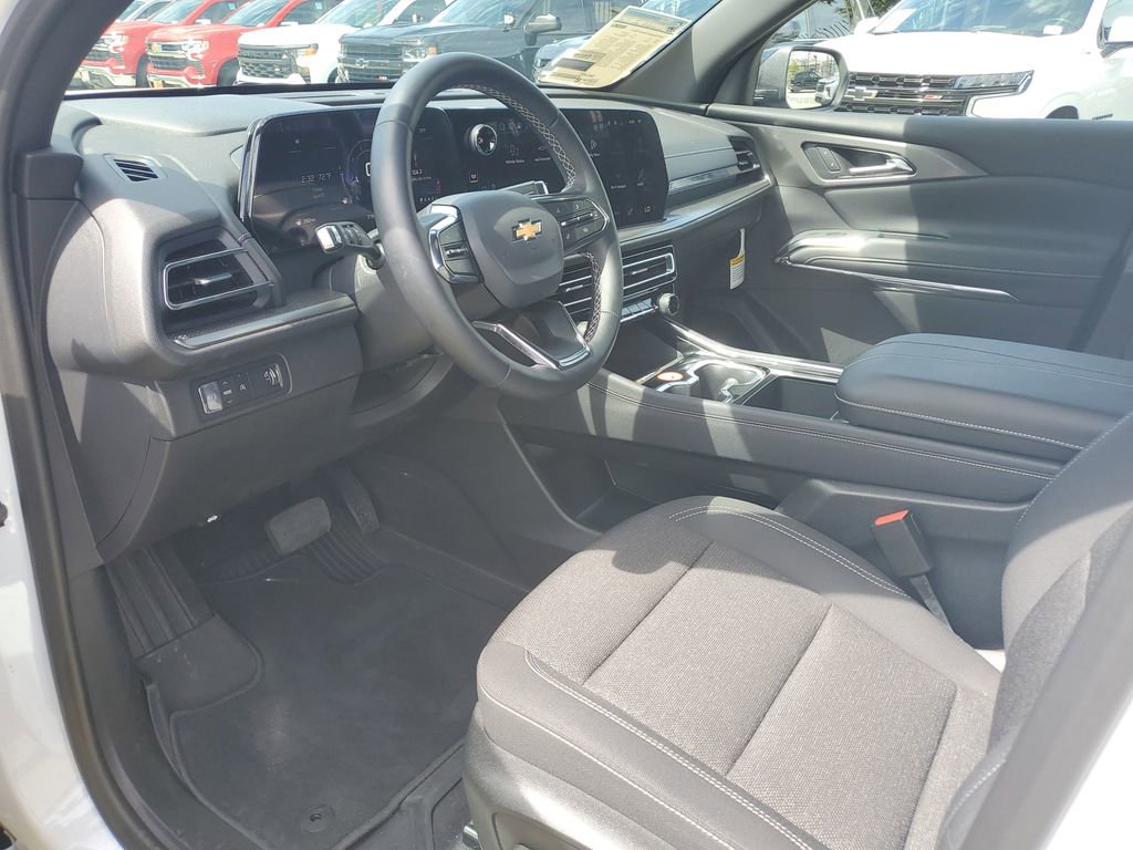 Used 2026 Chevrolet Traverse LT w/ Driver Confidence Package FWD image 20