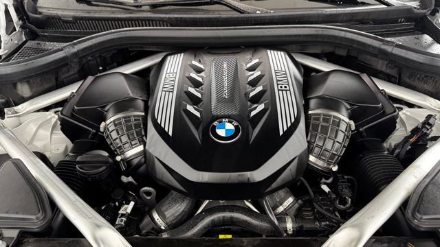 Certified 2023 BMW X5 M50i w/ Executive Package image 24