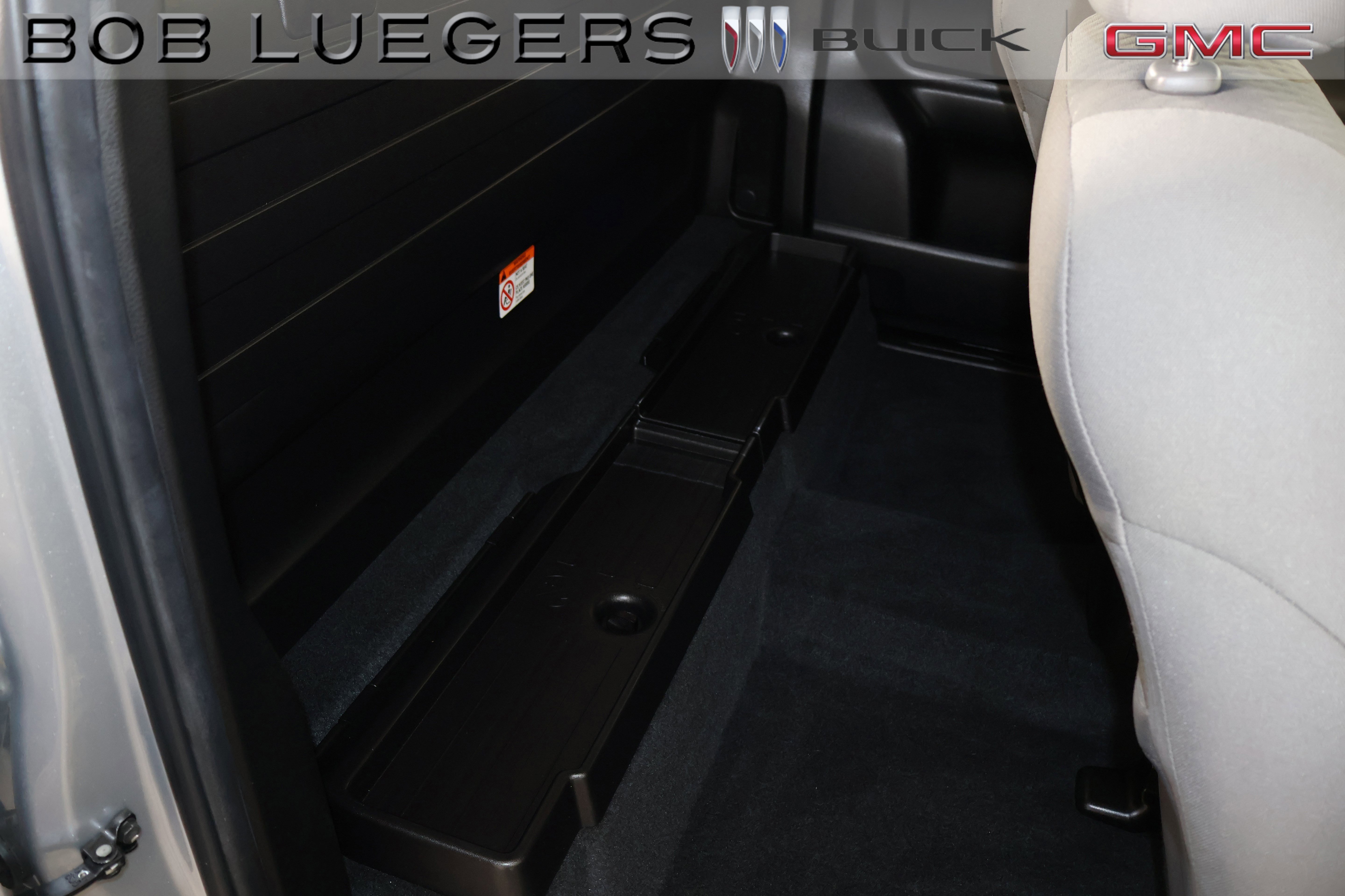 Used 2022 Toyota Tacoma SR RWD image 11