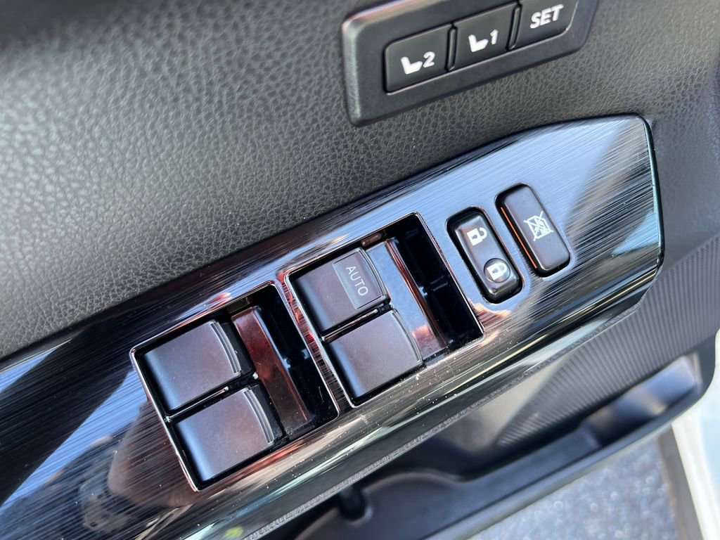 Used 2017 Toyota RAV4 Limited w/ All Weather Liner Package image 16