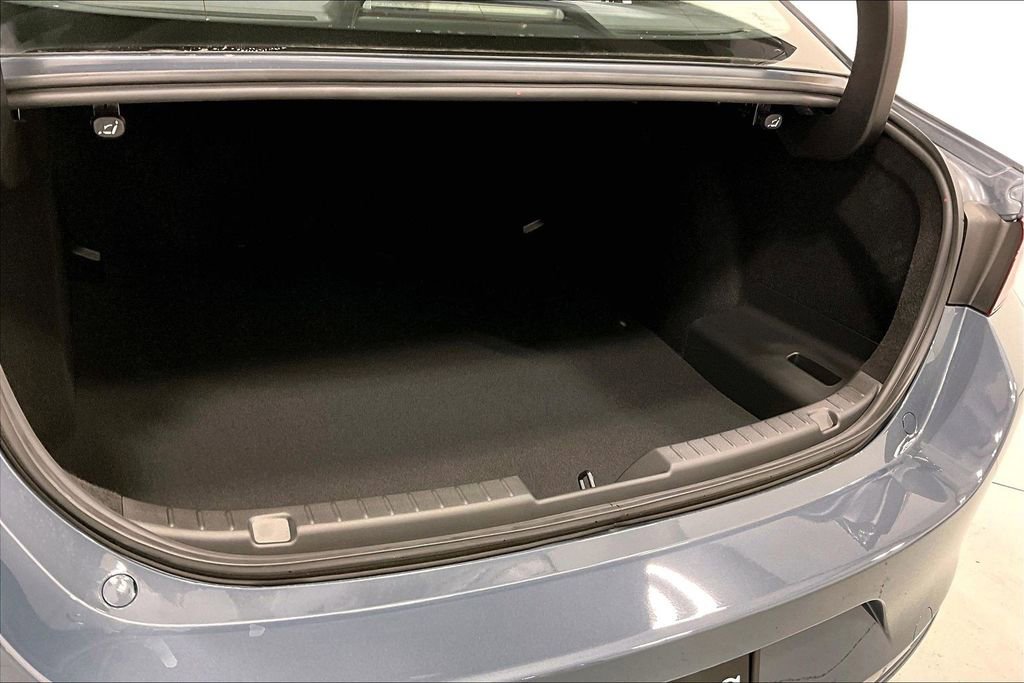 New 2026 MAZDA MAZDA3 Carbon image 40