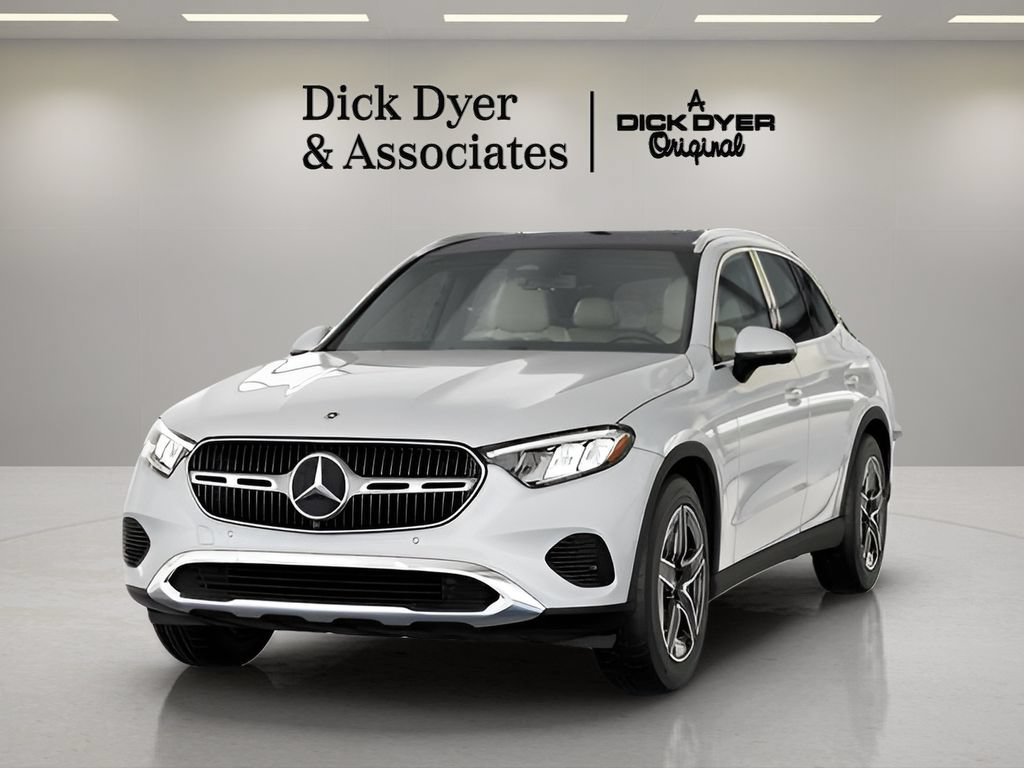 Used 2026 Mercedes-Benz GLC 300 image 36