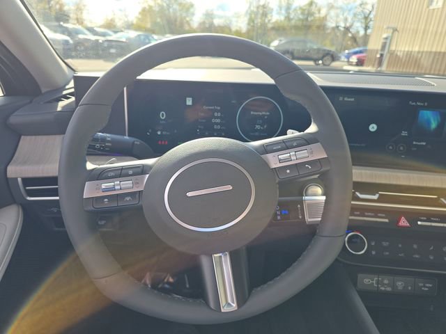 New 2025 Hyundai Sonata Limited FWD image 14