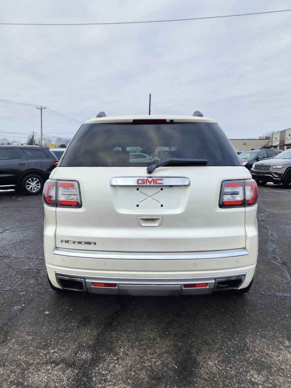 Used 2014 GMC Acadia Denali image 10