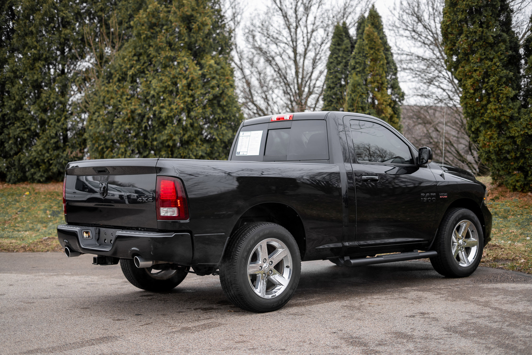 Used 2017 RAM 1500 Sport w/ Black Ram 1500 Sport Group image 5