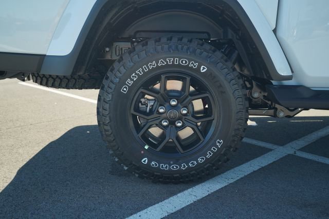 New 2025 Jeep Gladiator Sport image 43