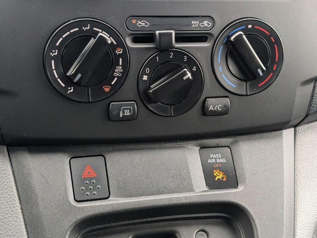 Used 2020 Nissan NV200 SV image 34