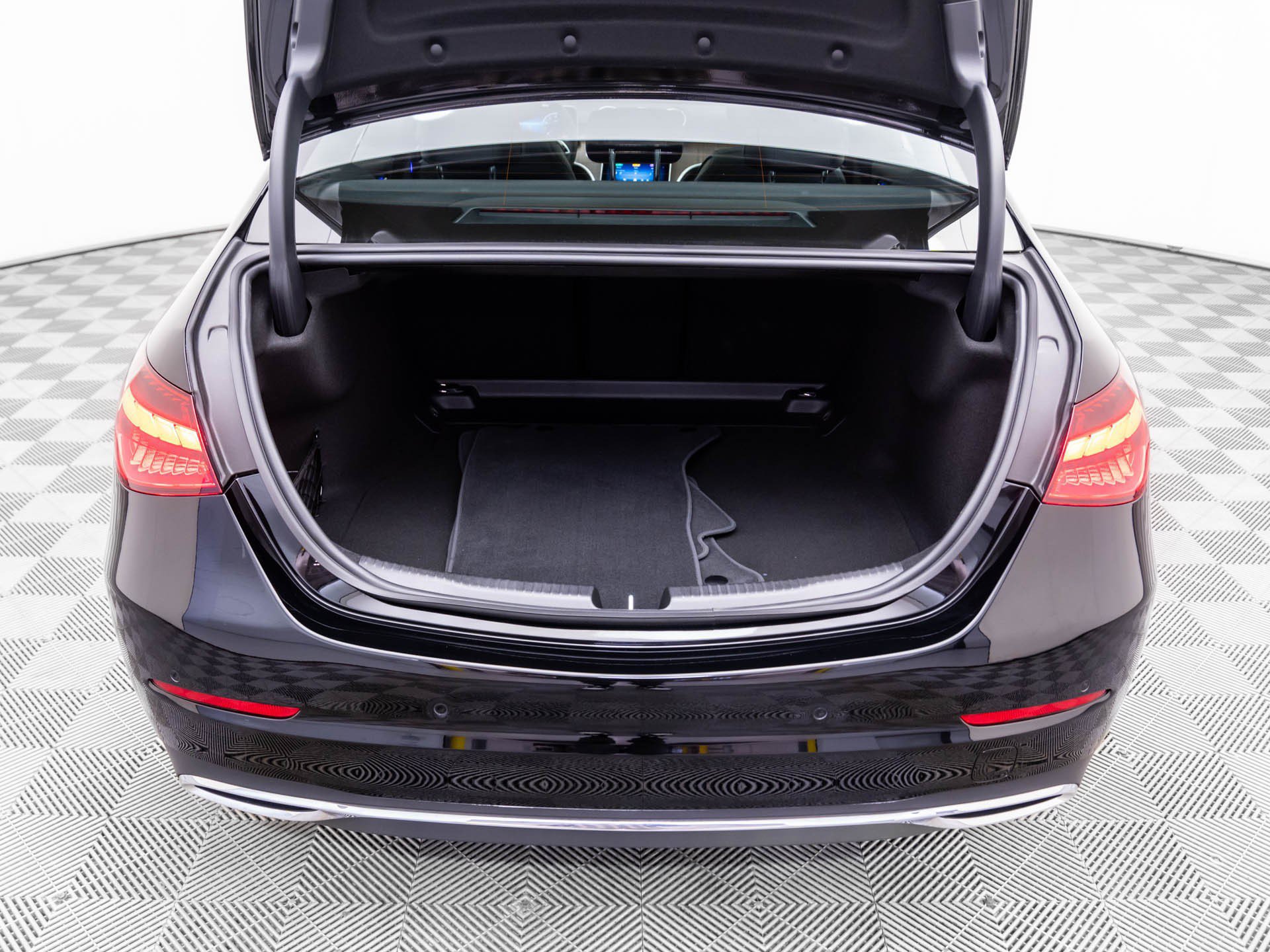 New 2026 Mercedes-Benz C 300 4MATIC Sedan image 27