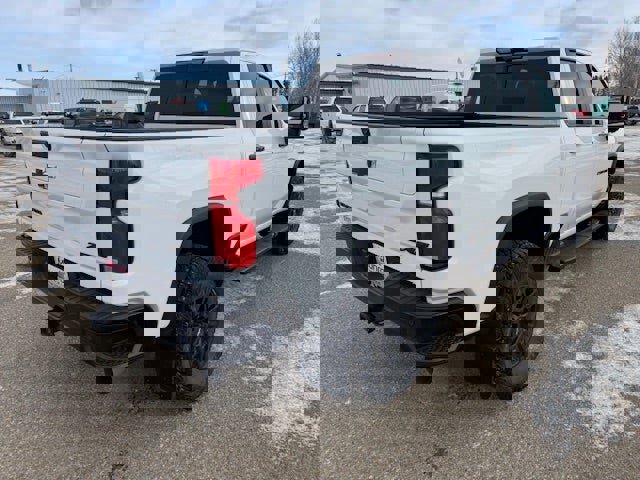 Used 2024 Chevrolet Silverado 2500 ZR2 w/ Technology Package image 7