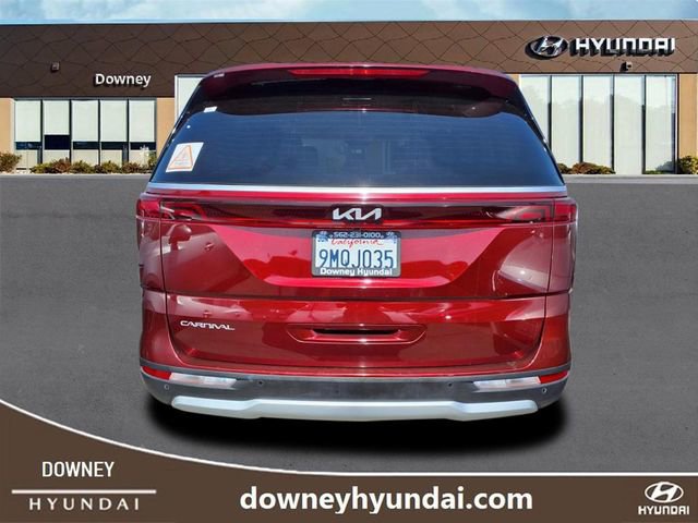 Used 2024 Kia Carnival LX image 5