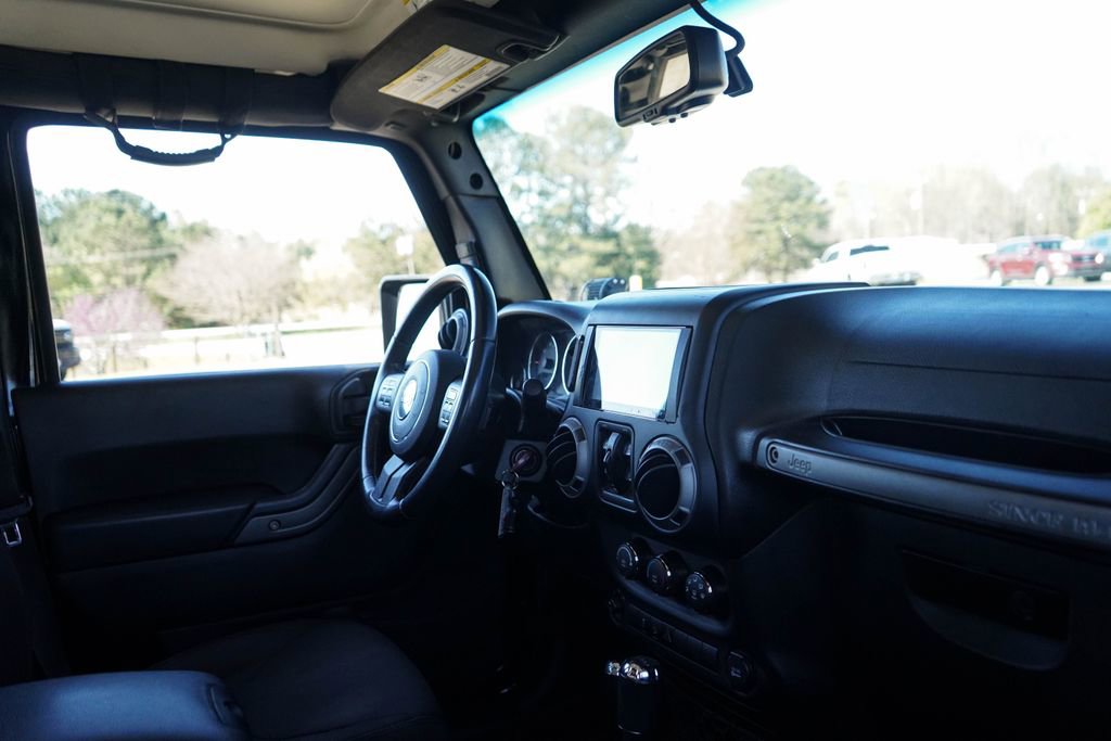 Used 2015 Jeep Wrangler Unlimited Sport w/ Quick Order Package 24S image 35