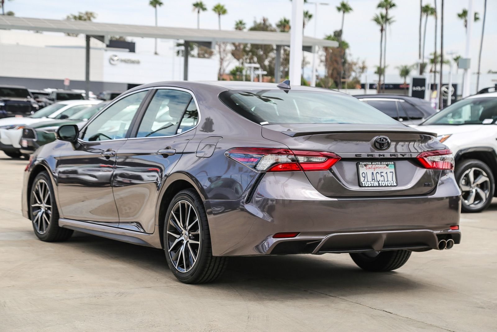 Certified 2024 Toyota Camry SE w/ Blackout Package (TMS) FWD image 6