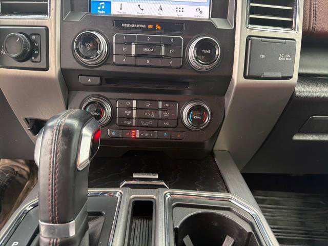Used 2018 Ford F150 Platinum w/ Equipment Group 701A Luxury image 11