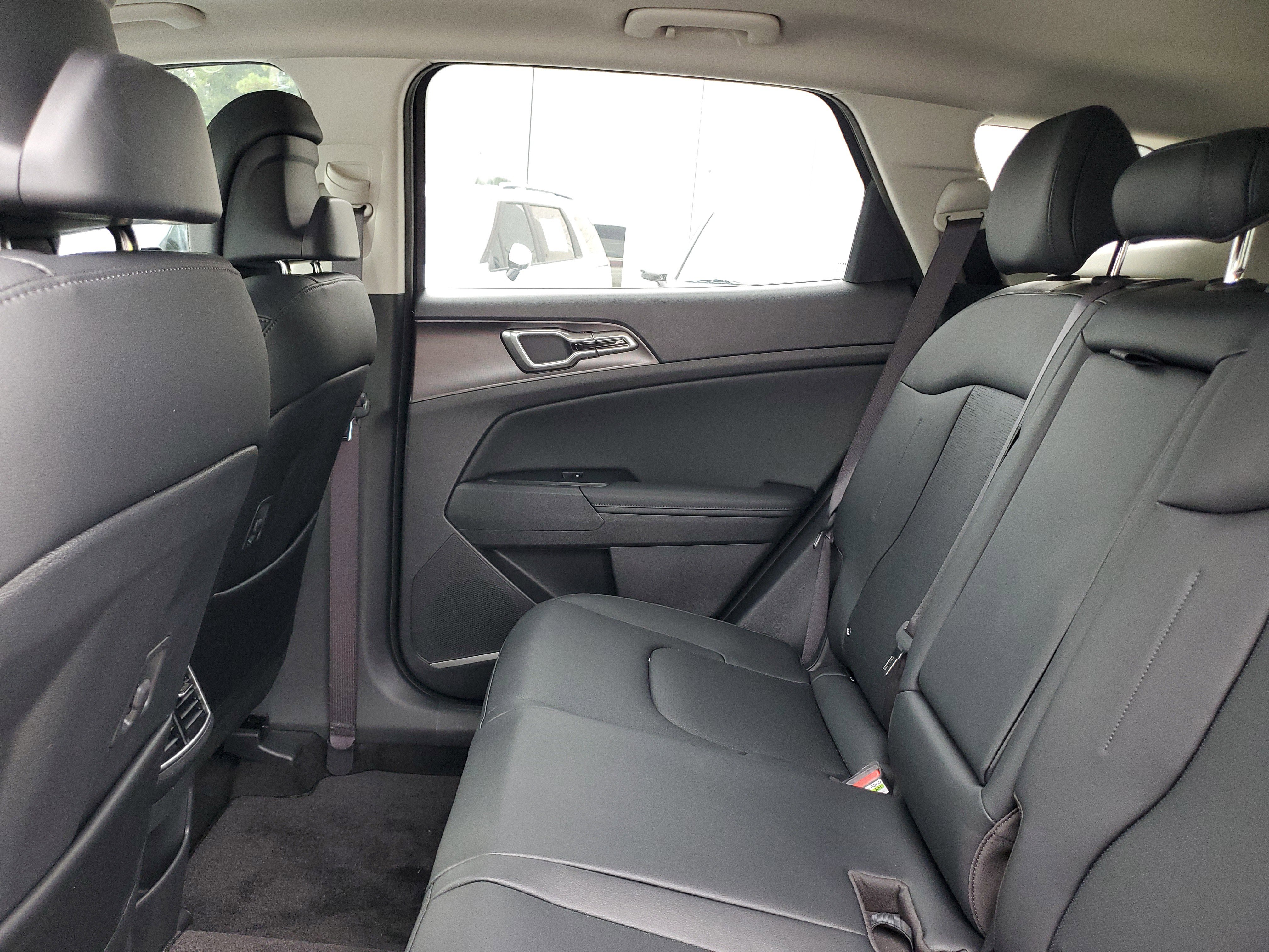 New 2026 Kia Sportage EX image 12