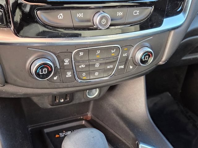 Certified 2023 Chevrolet Traverse LT FWD image 23