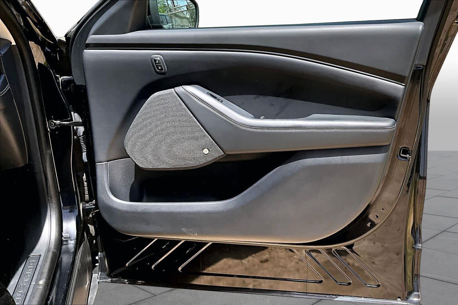Used 2025 Ford Mustang Mach-E Premium RWD image 22