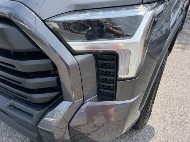 Used 2023 Toyota Tundra SR5 w/ SR5 Convenience Package AWD/4WD image 11