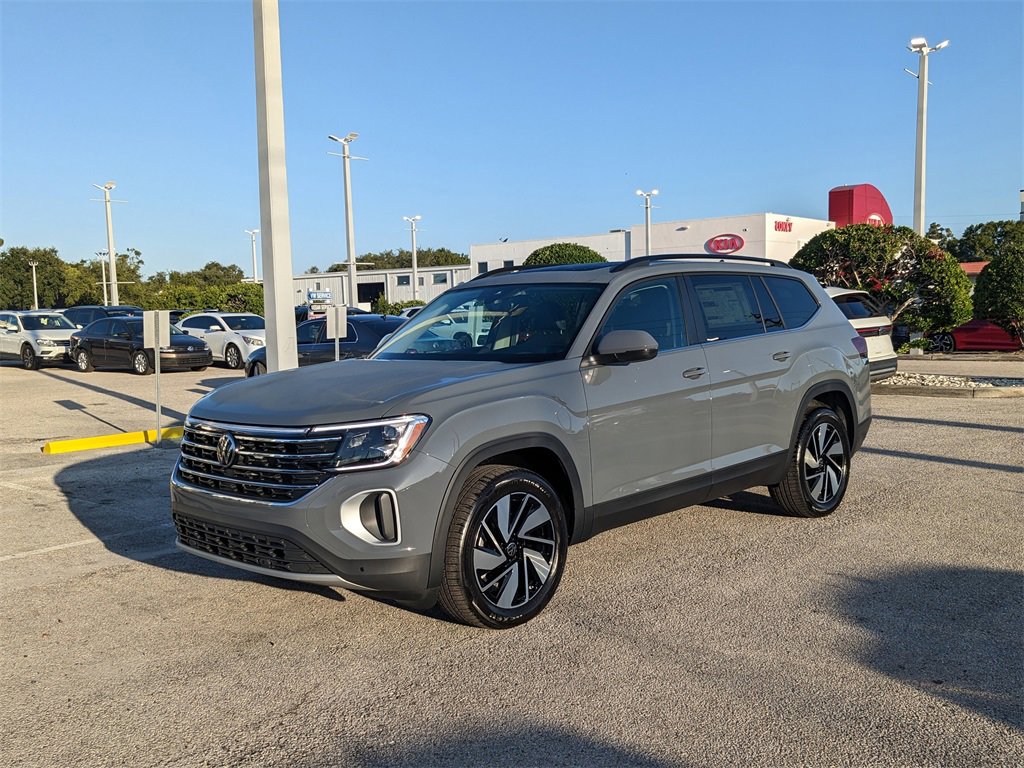 New 2026 Volkswagen Atlas SE image 4