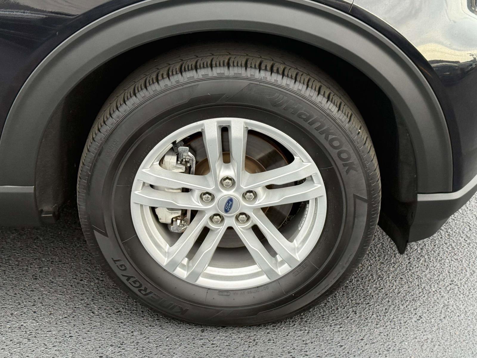 Used 2022 Ford Explorer XLT image 8