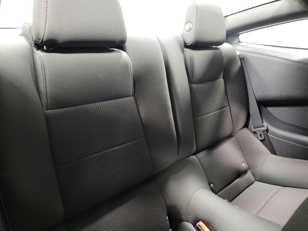 Used 2014 Ford Mustang Coupe RWD image 31