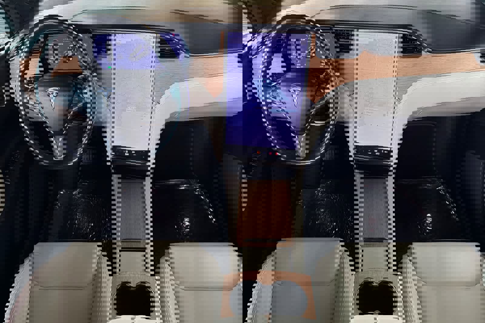 Used 2020 Tesla Model X Long Range image 3