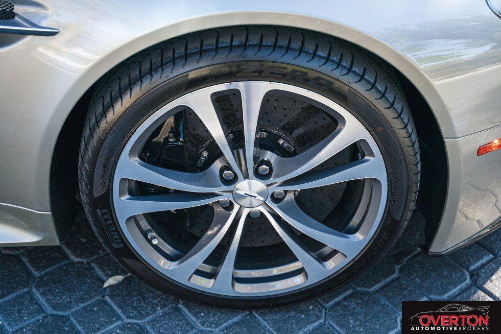 Used 2017 Aston Martin V12 Vantage S image 51
