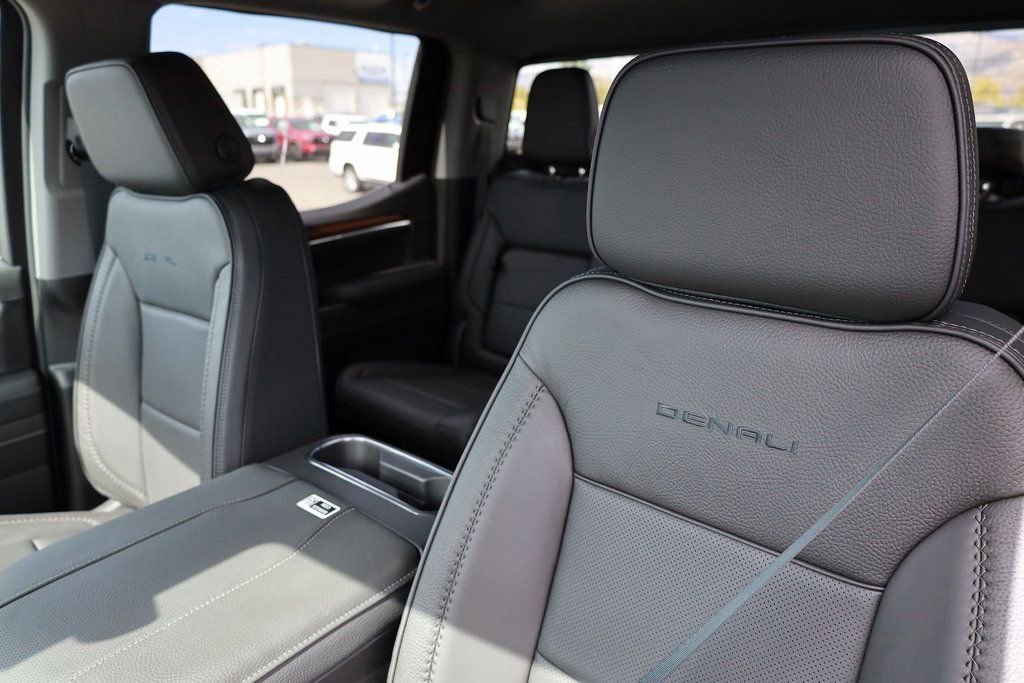 New 2026 GMC Sierra 1500 Denali w/ Technology Package image 18