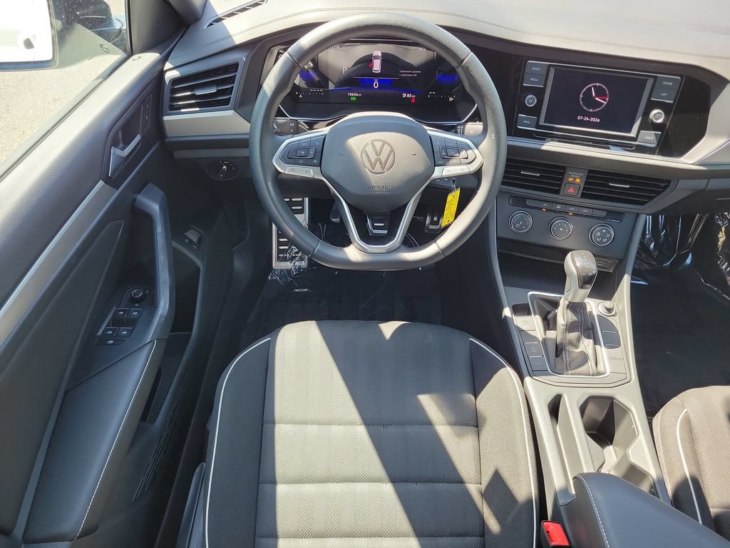 Used 2023 Volkswagen Jetta Sport FWD image 12