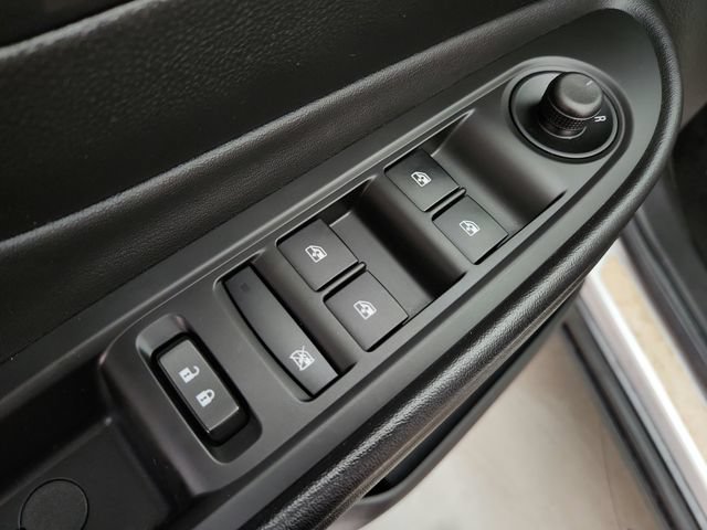 Used 2017 Buick Encore Premium AWD/4WD image 22