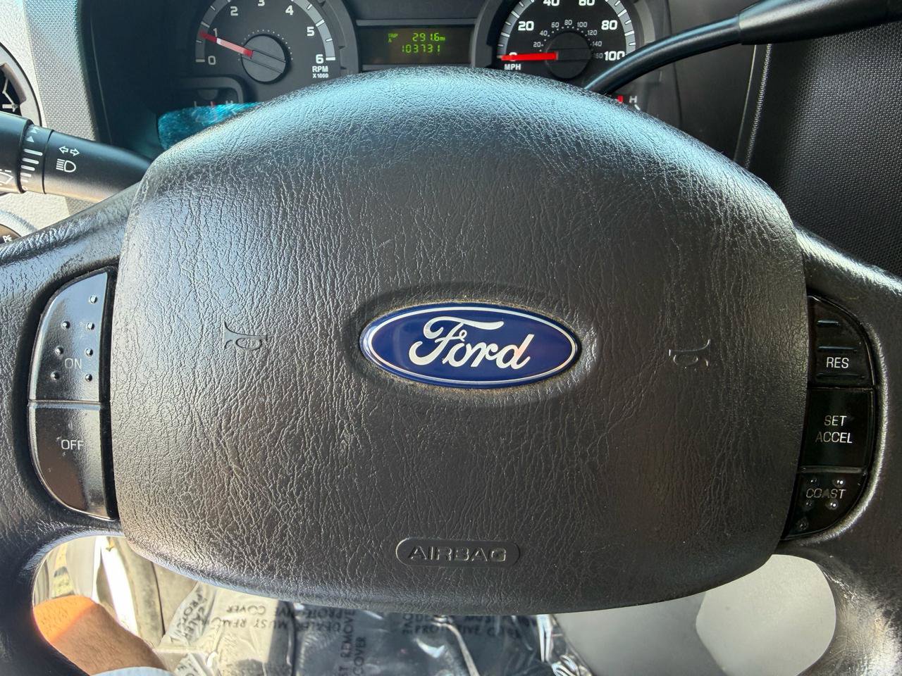 Used 2017 Ford E-350 and Econoline 350 Super Duty RWD image 24