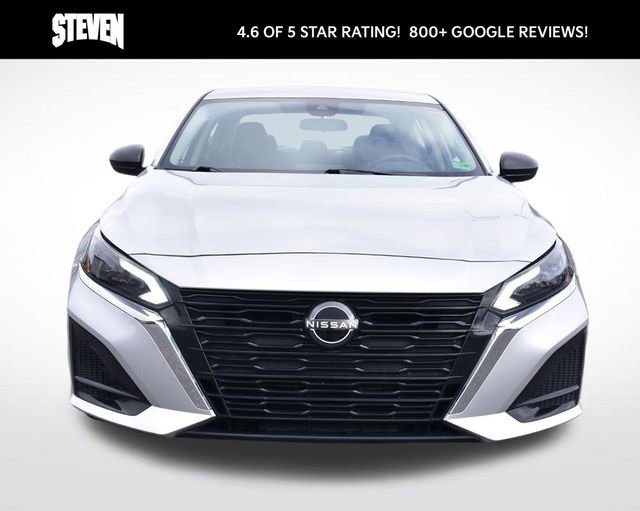 Used 2024 Nissan Altima 2.5 SV image 8