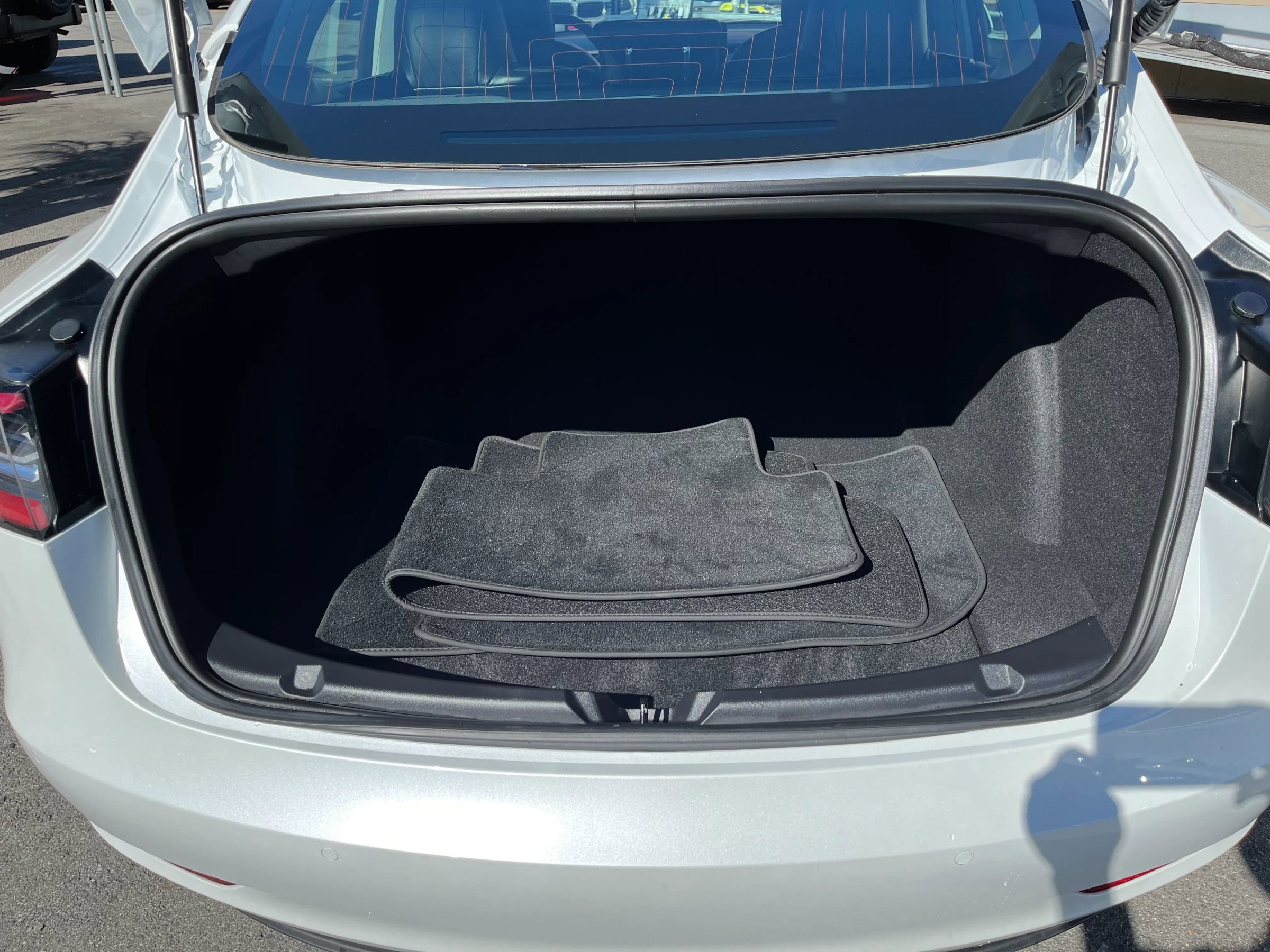 Used 2020 Tesla Model 3 Standard Range Plus image 26