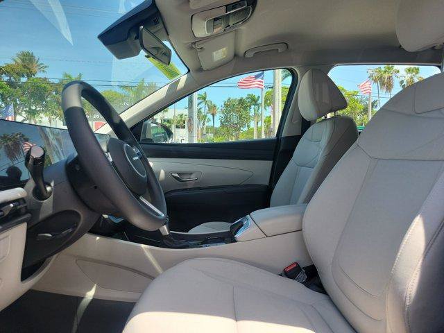 Used 2025 Hyundai Tucson SE FWD image 17