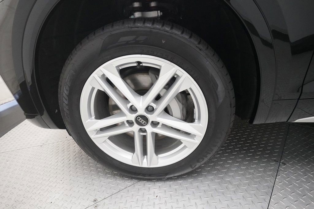 New 2025 Audi Q5 e Premium Plus image 28