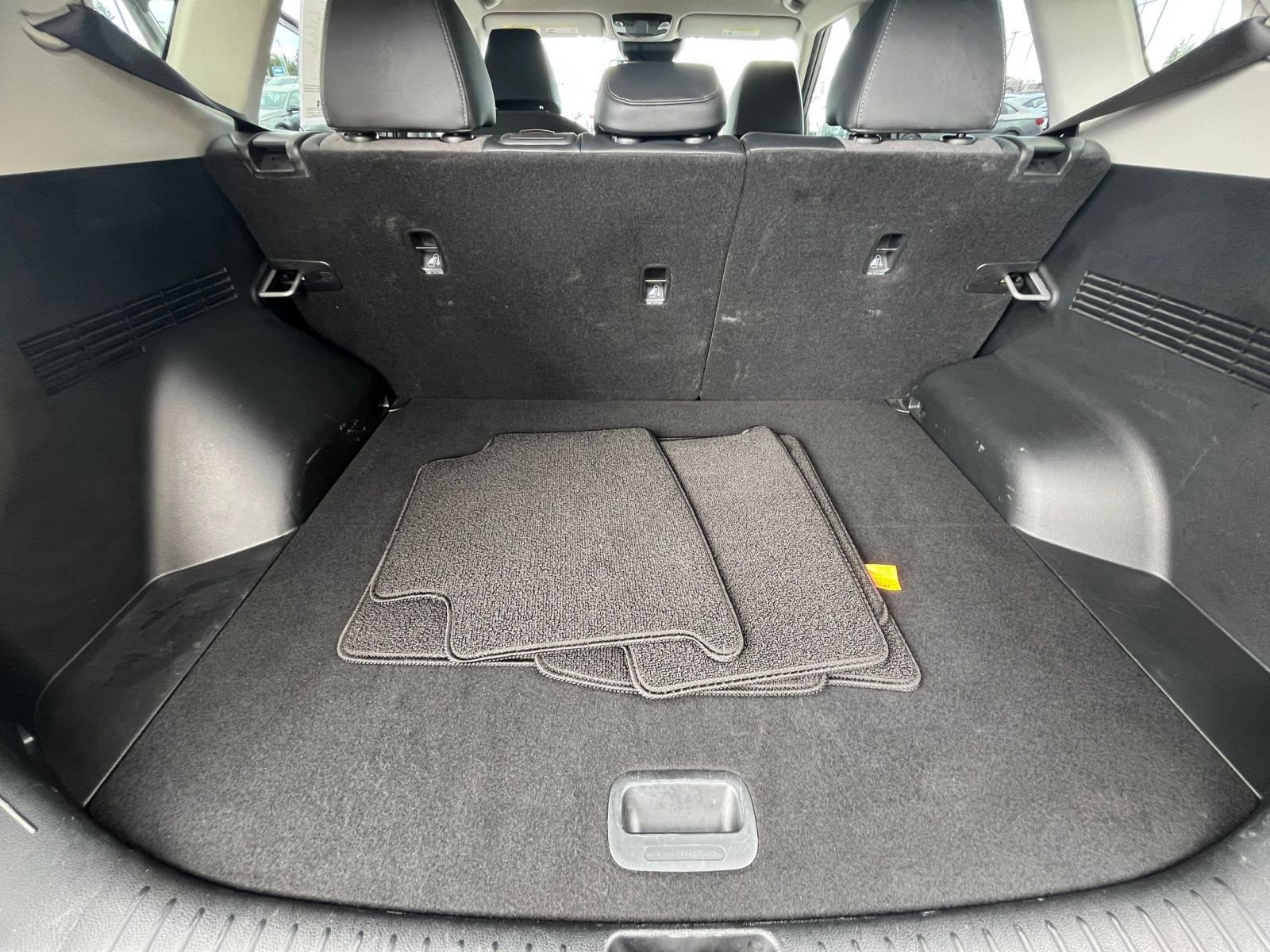 Used 2025 Kia Seltos S image 33