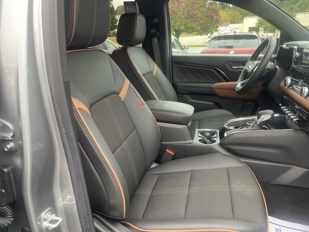 Certified 2024 GMC Canyon AT4 w/ Technology Package image 16