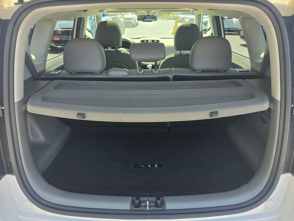 Used 2018 Kia Soul EV + w/ Sun & Fun Package FWD image 15