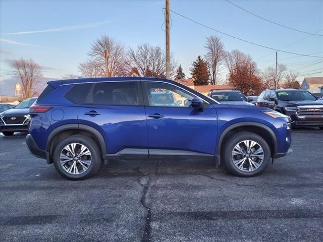 Used 2023 Nissan Rogue SV image 5