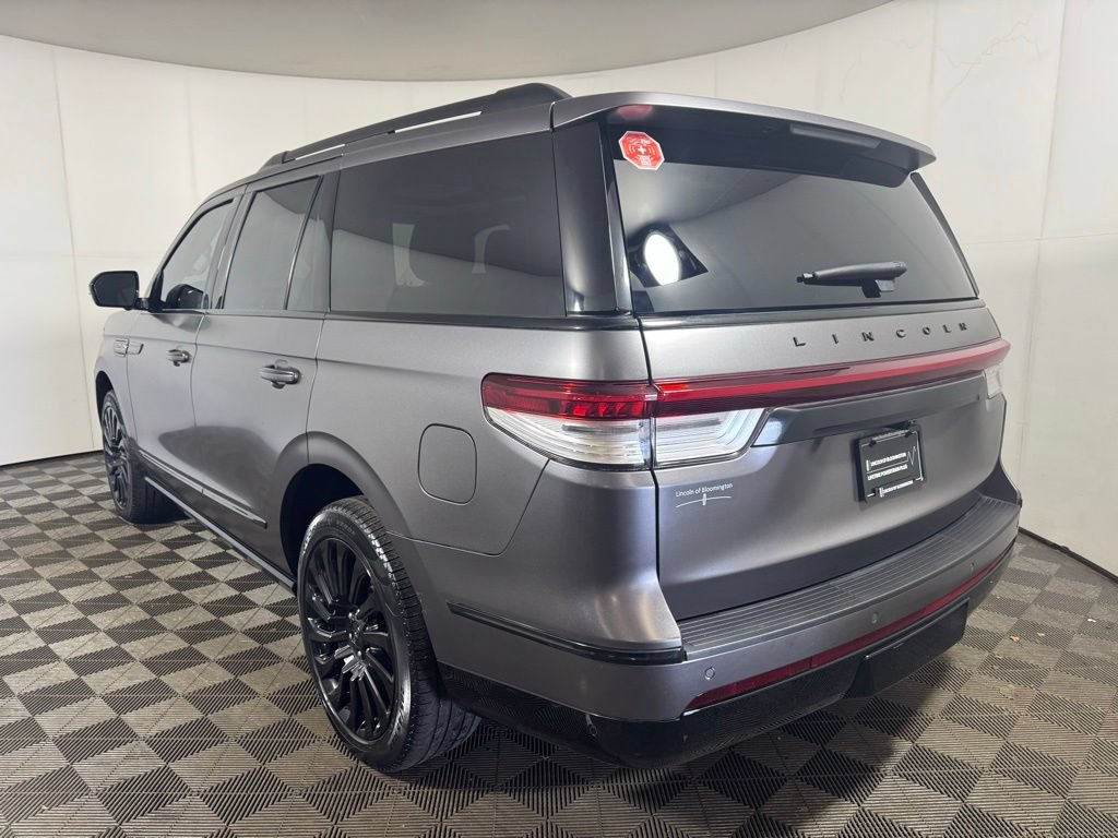 Certified 2023 Lincoln Navigator Black Label AWD/4WD image 3