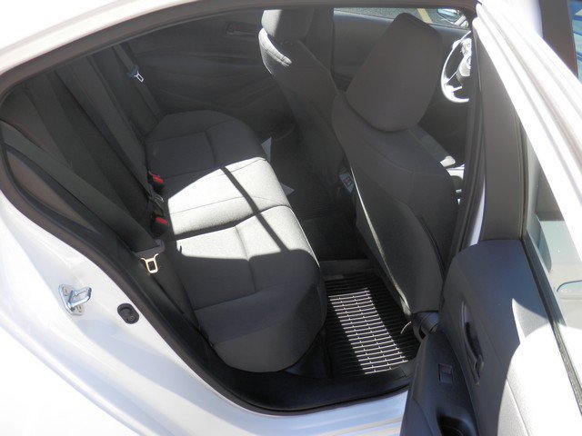 Used 2026 Toyota Corolla LE FWD image 32
