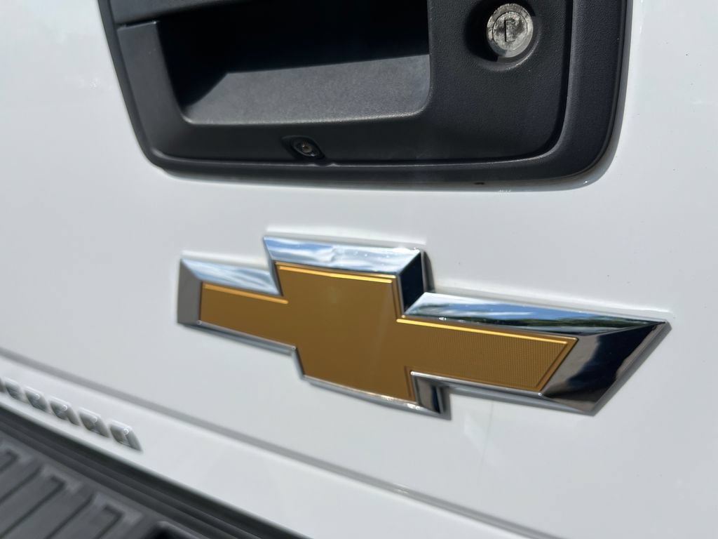 Used 2017 Chevrolet Silverado 2500 LTZ w/ Duramax Plus Package AWD/4WD image 45